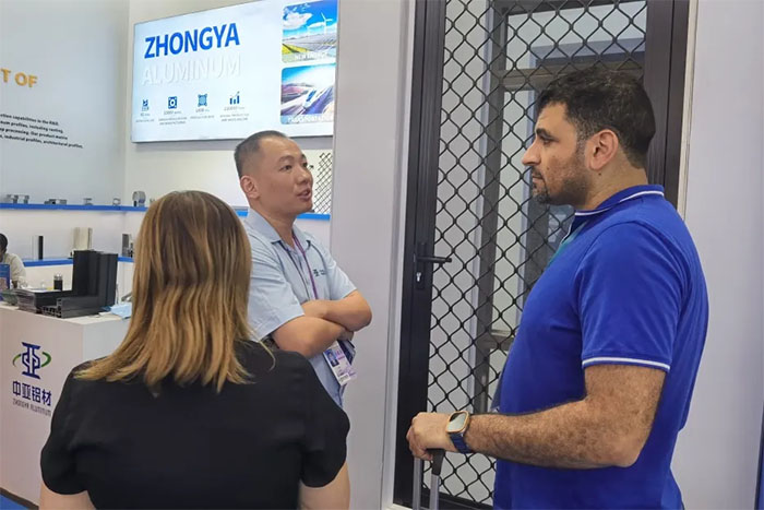 1730361912815989.jpg 廣州廣交會中亞鋁業(yè)